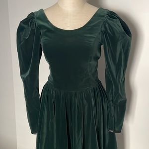 Laura Ashley vintage dark green velvet dress size 8
